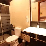 Pensión Zurbaran 3*